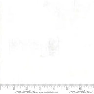541 White Soft Clear Water Moda Grunge - Fat Quarter