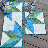 Split Diamond Table Topper - 4 Placemats or 2 Mats and 1 Table Topper